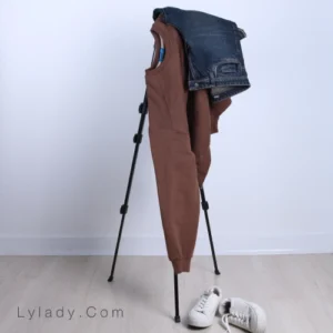 لیرا قهوه ای